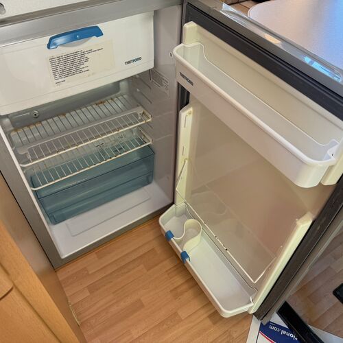 2007 Roller Team 595P Motorhome - Fixed Bed - LHD Left Hand Drive - Ford Transit 2.2 TDCi