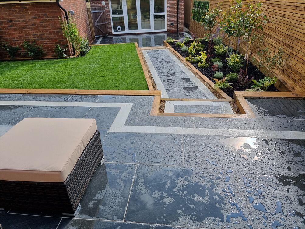 Gallery | Hd Landscaping | Landscape Gardening | Garden Maintenance Leighton Buzzard | Garden Design Bedfordshire