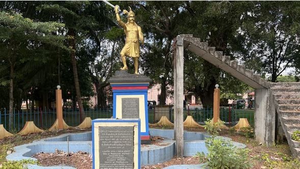 பண்டாரவன்னியன் சதுக்கம் கவனிப்பாரற்ற நிலையில்