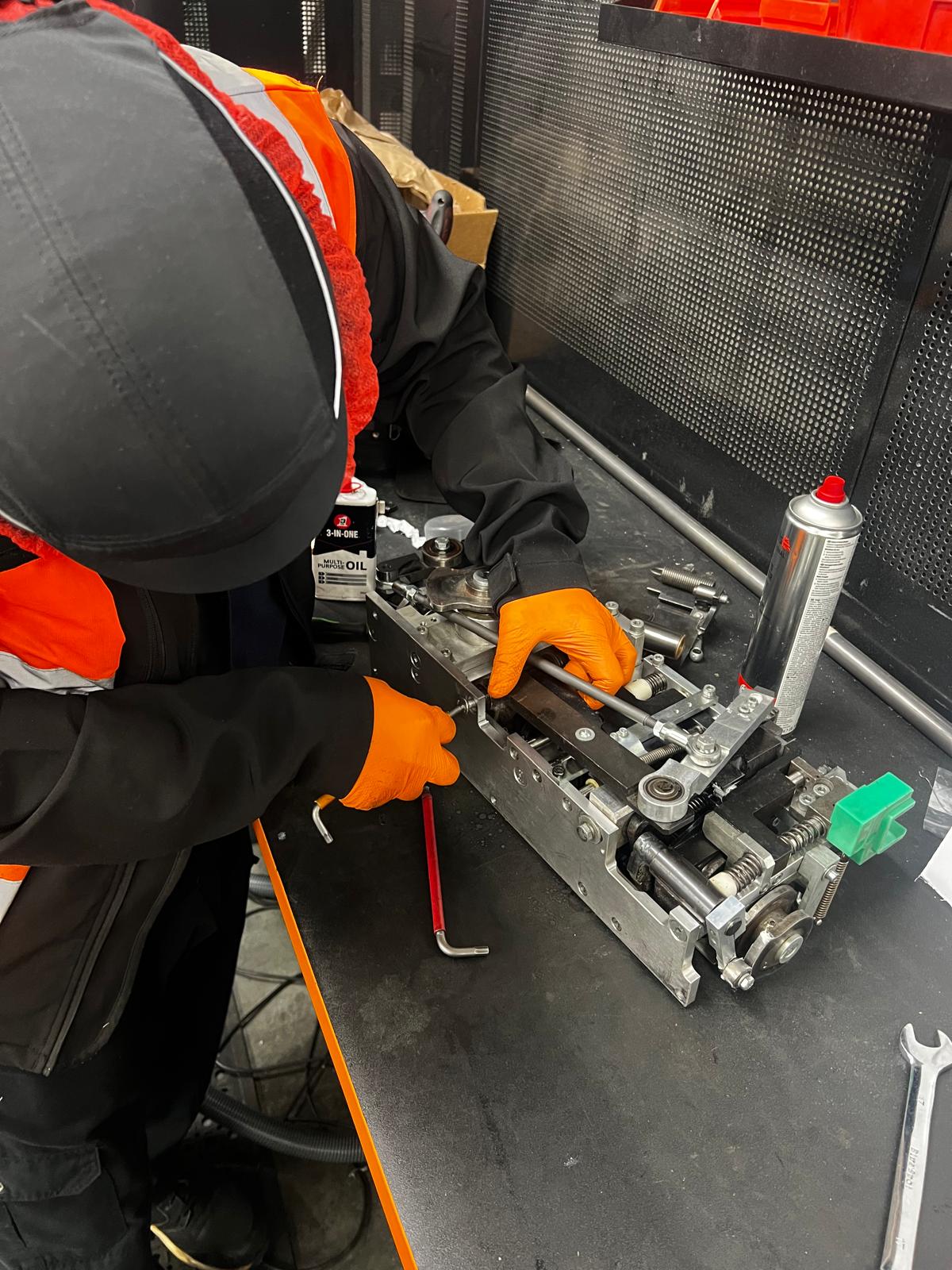 Send-In Service — workshop servicing for strapping machines