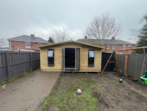 18x10 Apex Summer House