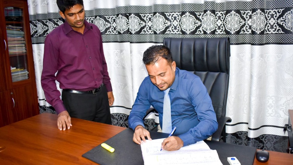 கல்முனை மாநகர ஆணையாளராக என்.எம்.நெளபீஸ் கடமையேற்பு