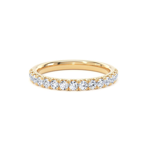 Round brilliant cut fishtail set diamond ring
