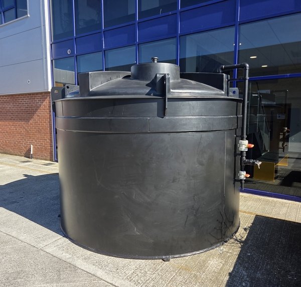 8000 litre tank for nitric acid for nursery