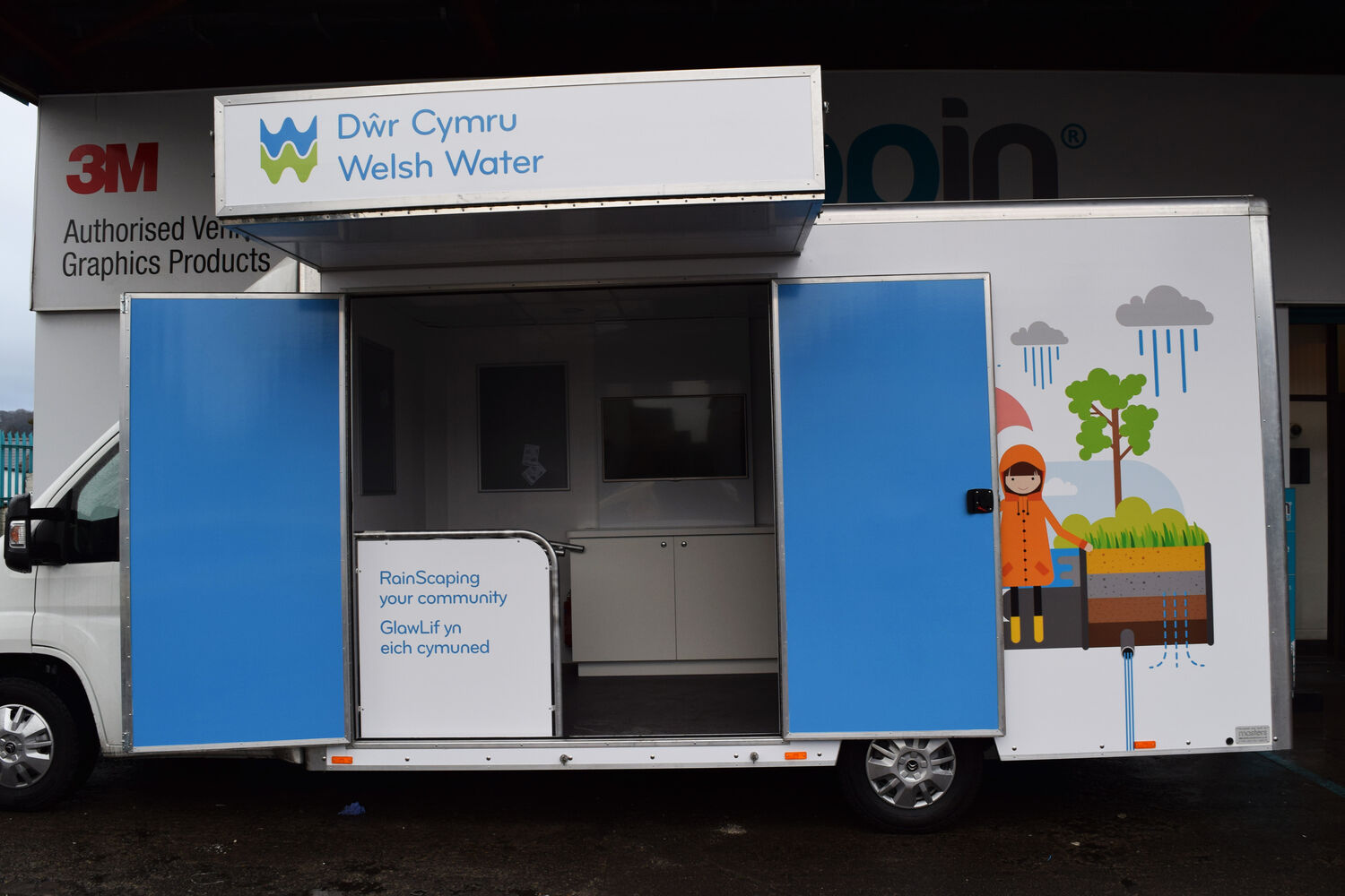 Dwr Cymru - 4x Citroen Relay Exhibition Van