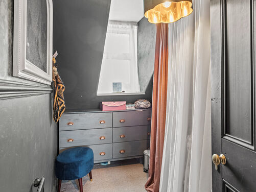 Russel Street, Falkirk, FK2 7HU