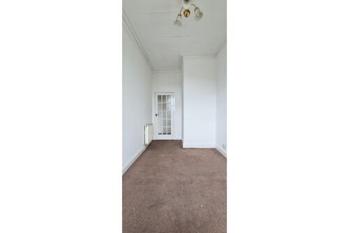 Upper Flat, Clan Villa, Bridge Street, Rothesay, Isle of Bute, PA20 0HQ