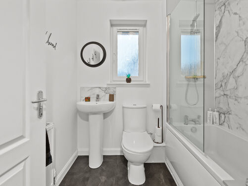 Lapwing Place, Alloa, FK10 1SJ