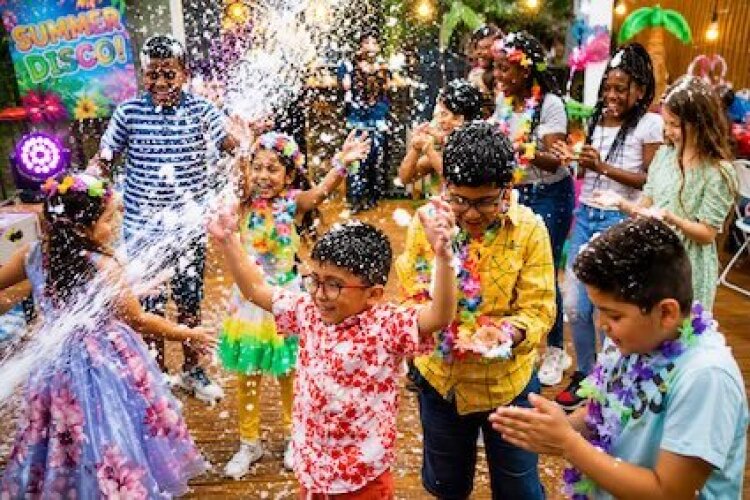 Summer Hawaii Party | Summer Themed Kids Party
