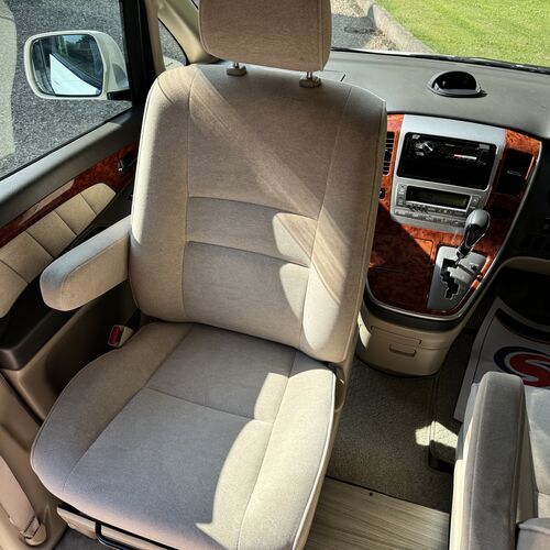 2004 Toyota Alphard 2.4 Petrol Automatic Camper Van 4 Berth