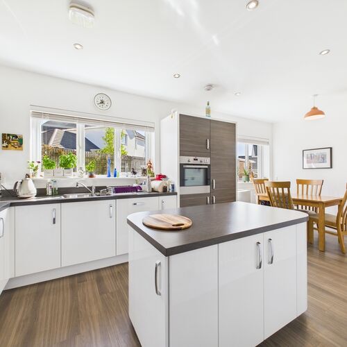 16 Martnaham Way, Alloway