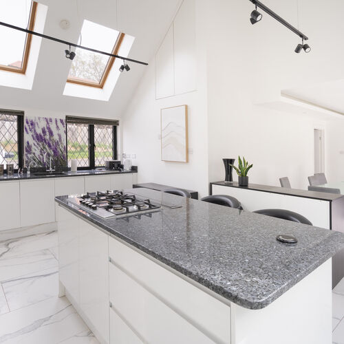 The Oaks, Watford WD19 4LR