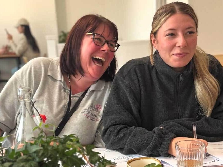 Careers | Blossoms Group | Free Nursery Placements Birmingham | Funded Child Care in Kingstanding Birmingham | Family-run West Midlands Nurseries | Free Nursery Placements Birmingham | Funded Child Care in Walsall Birmingham | Family-run West Midlands Nurseries