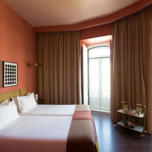 The Vintage Hotel & Spa