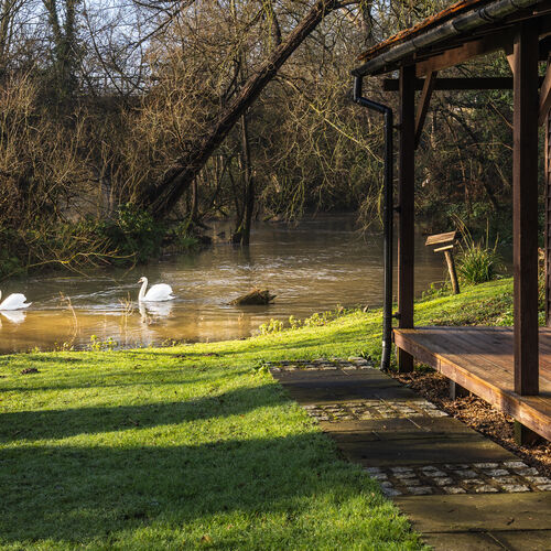 Little Tolpitts Lane, Watford WD18 9QG