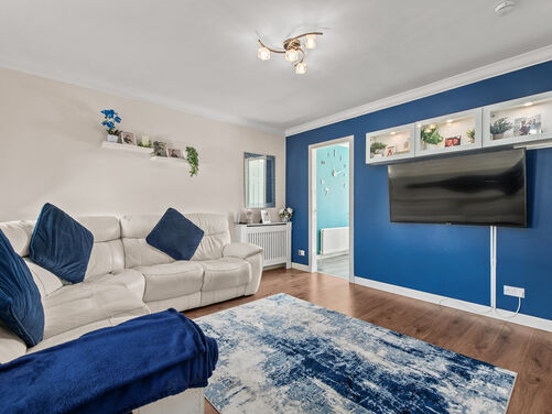 Avonside Drive, Dunipace, FK6 6QF