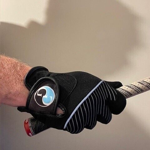 MEN'S PAIR OF WET GRIP GOLF GLOVES (Left & Right Hand)