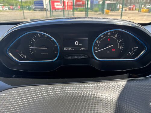 Peugeot 2008 1.2 PureTech Allure Euro 6 5dr