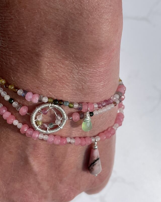 Theros Beaded stacking bracelet