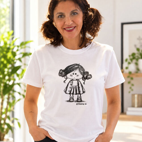 'Little Girl Doll' Adults T-Shirt