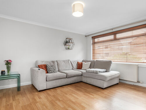 Kingsley Avenue, Stenhousemuir, FK5 4LE