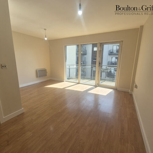 Renting in Cardiff - 2 Bedroom Apartment, Cardiff Bay- Unfurnished