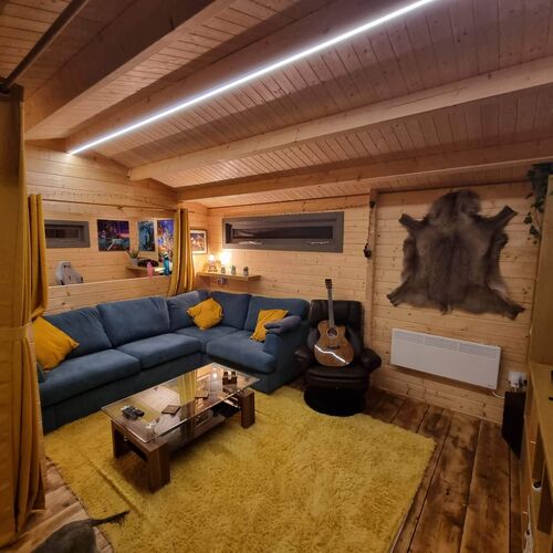 Garden office and quiet space