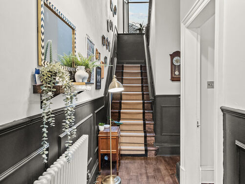 Russel Street, Falkirk, FK2 7HU