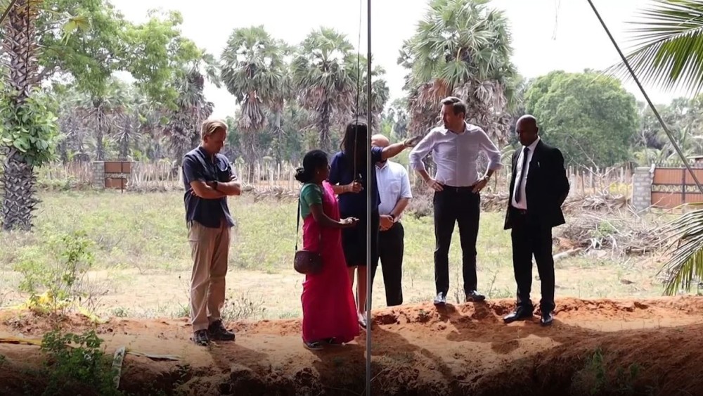 கொக்குத்தொடுவாய் மனித புதைகுழியை பார்வையிட்ட ஐ.நா வதிவிடப் பிரதிநிதி