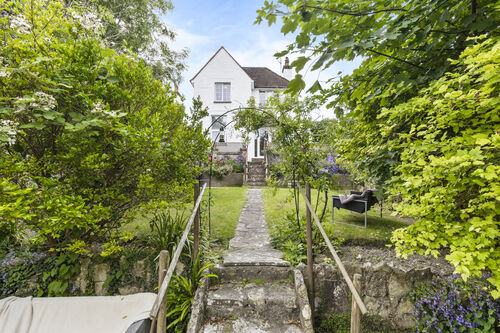 Kings Avenue, Eastbourne