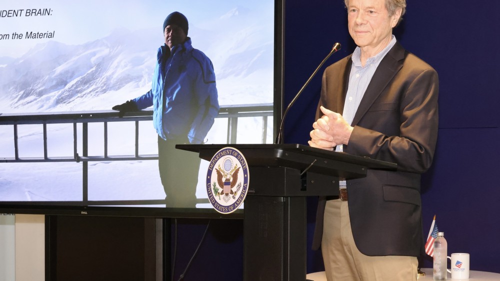 கலாநிதி அலன் லைட்மனின் ஊக்கமளிக்கும் விரிவுரை