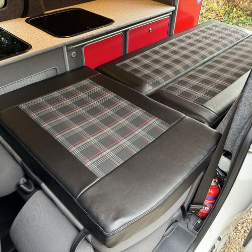 2014 (64)reg VW Caddy 1.6TDi Camper Van 2 Berth - Pro Conversion - High Spec