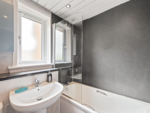 Tulligarth Park, Alloa, FK10 2DD