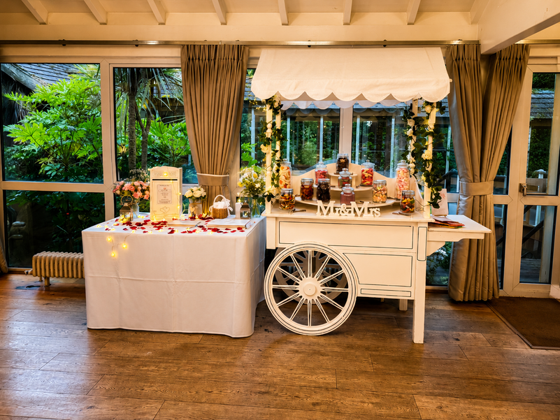 Gallery  | Pic Me! by Sweetalicious | Wedding Photo Booth Hire Hampshire | Corporate Photo Booth Hire Southampton | Luxury Photo Booth Hire Bournemouth