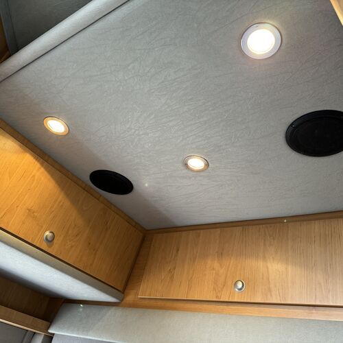 2003 La Strada Nova L Mercedes Sprinter Camper Van Motorhome - 1 Owner 11yr - RARE!