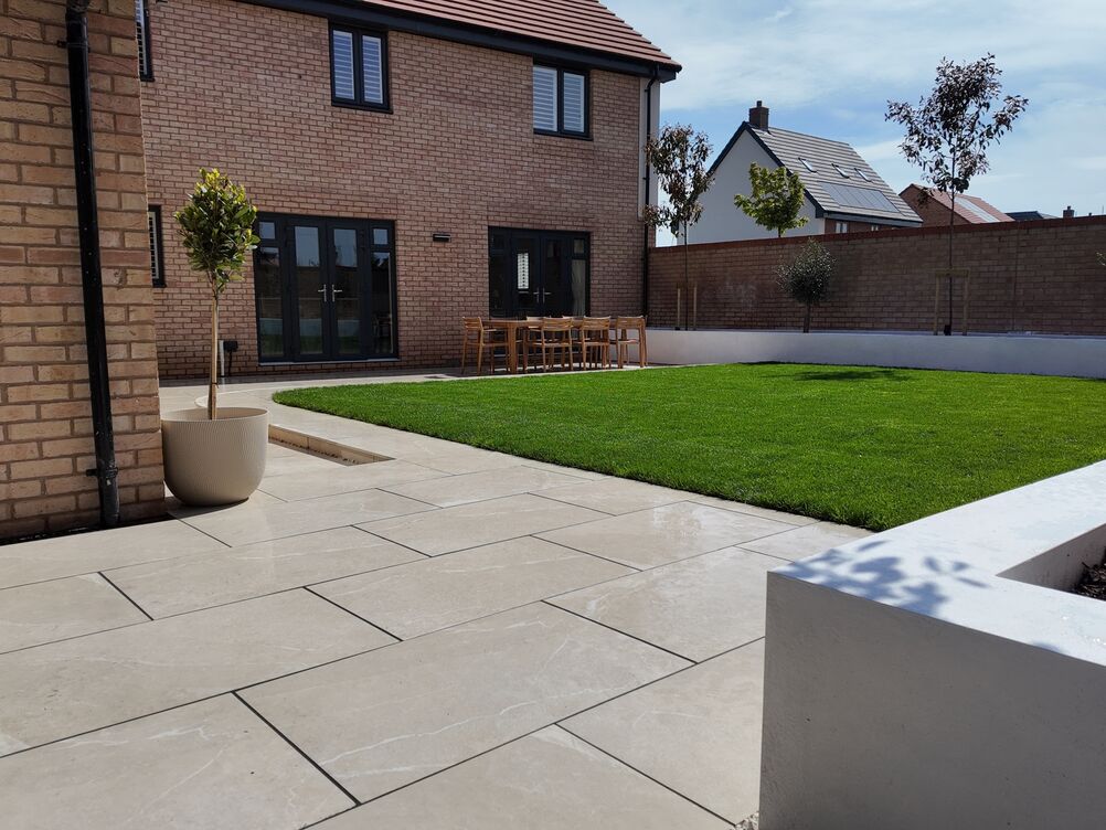 Gallery | Hd Landscaping | Landscape Gardening | Garden Maintenance Leighton Buzzard | Garden Design Bedfordshire