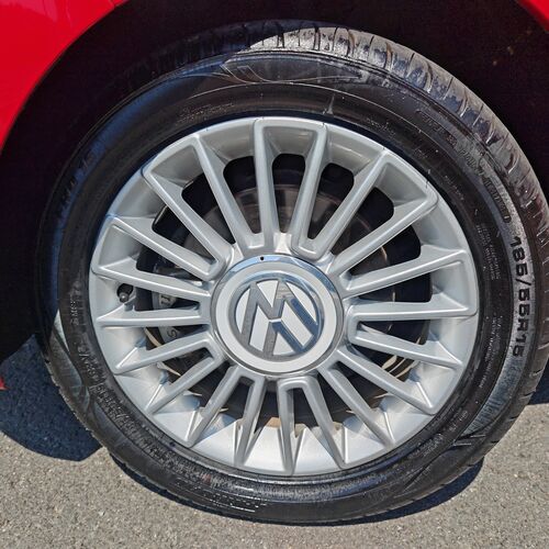 Volkswagen Move UP 2015