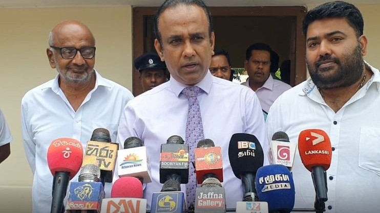 வெளியேறிய மருத்துவர்கள் மீள நாடு திரும்புகின்றனர் - சுகாதார அமைச்சர்