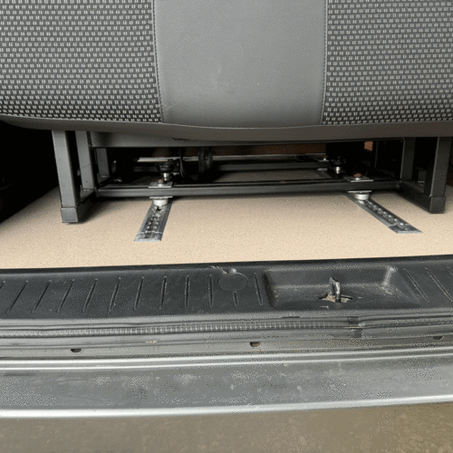 2007 Nissan Elgrand Camper Van 2.5V6 Auto 4 Berth