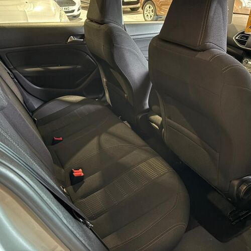 2015 (15) PEUGEOT 308 ALLURE 1.6 HDi DIESEL 5 DOOR 