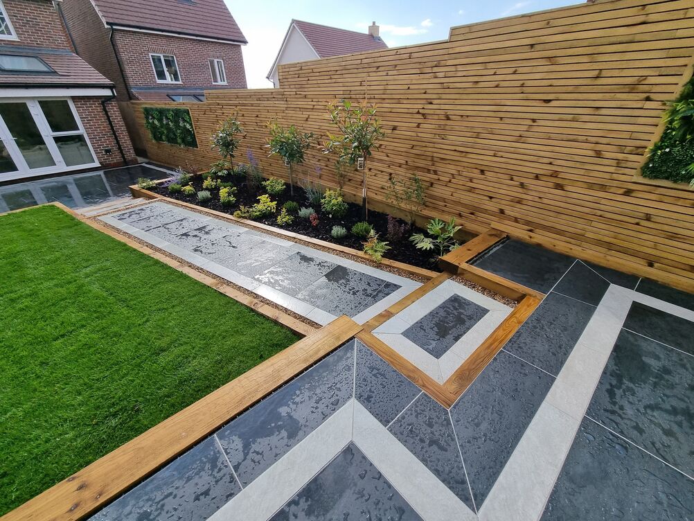 Gallery | Hd Landscaping | Landscape Gardening | Garden Maintenance Leighton Buzzard | Garden Design Bedfordshire