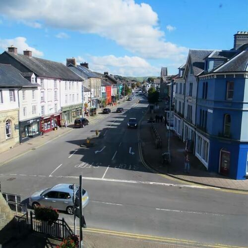 Flat 1 4 Heol Pentrerhedyn