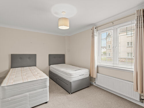 McCormack Place, Larbert, FK5 4TZ