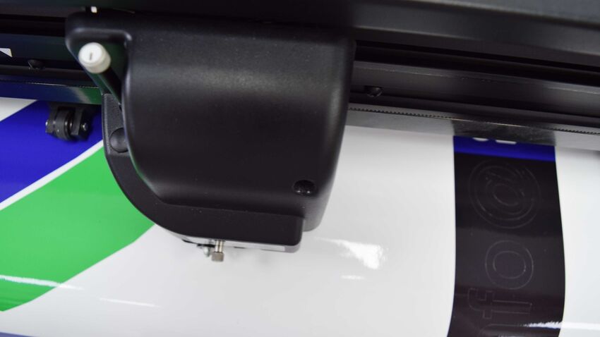 Advanced printer at Popin printing a templated graphic kit.
