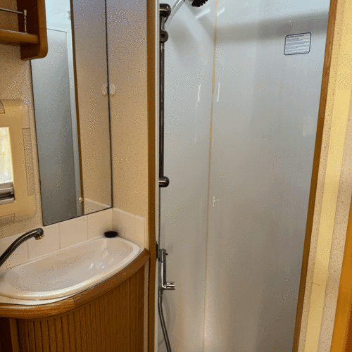 AutoTrail Chieftain SE Fixed Bed 6 Berth Motorhome 2004(54)reg 35k miles