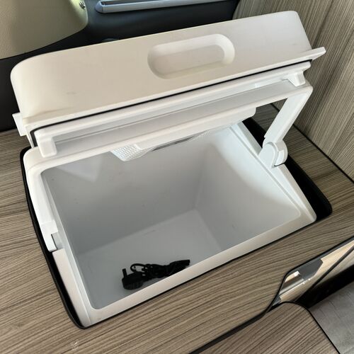 2004 Toyota Alphard 2.4 Petrol Automatic Camper Van 4 Berth