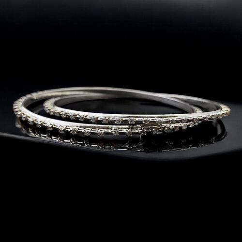 Gallery | Aura Jewellers | Jewellery repairs and alterations, Brownhills | Jewellery specialists, West Midlands Jewellers | Bespoke jewellery, Hand engraving, Valuations