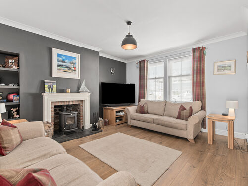 Newlands Road, Brightons, FK2 0DE