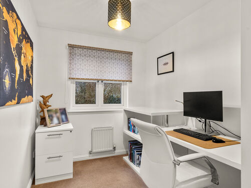 Denbecan, Alloa, FK10 1QZ