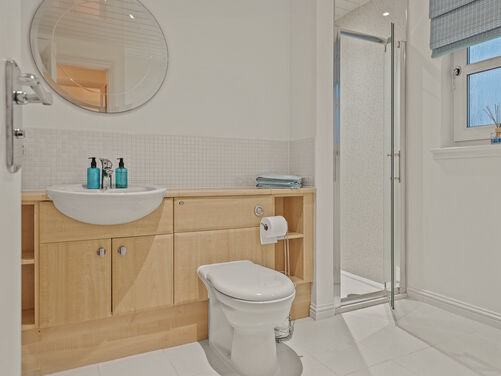 Denbecan, Alloa, FK10 1QZ